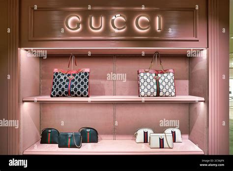 gucci kadewe berlin.